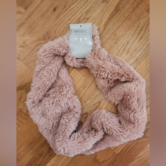 🆕 Mixit Infinity Scarf - Picture 1 of 3